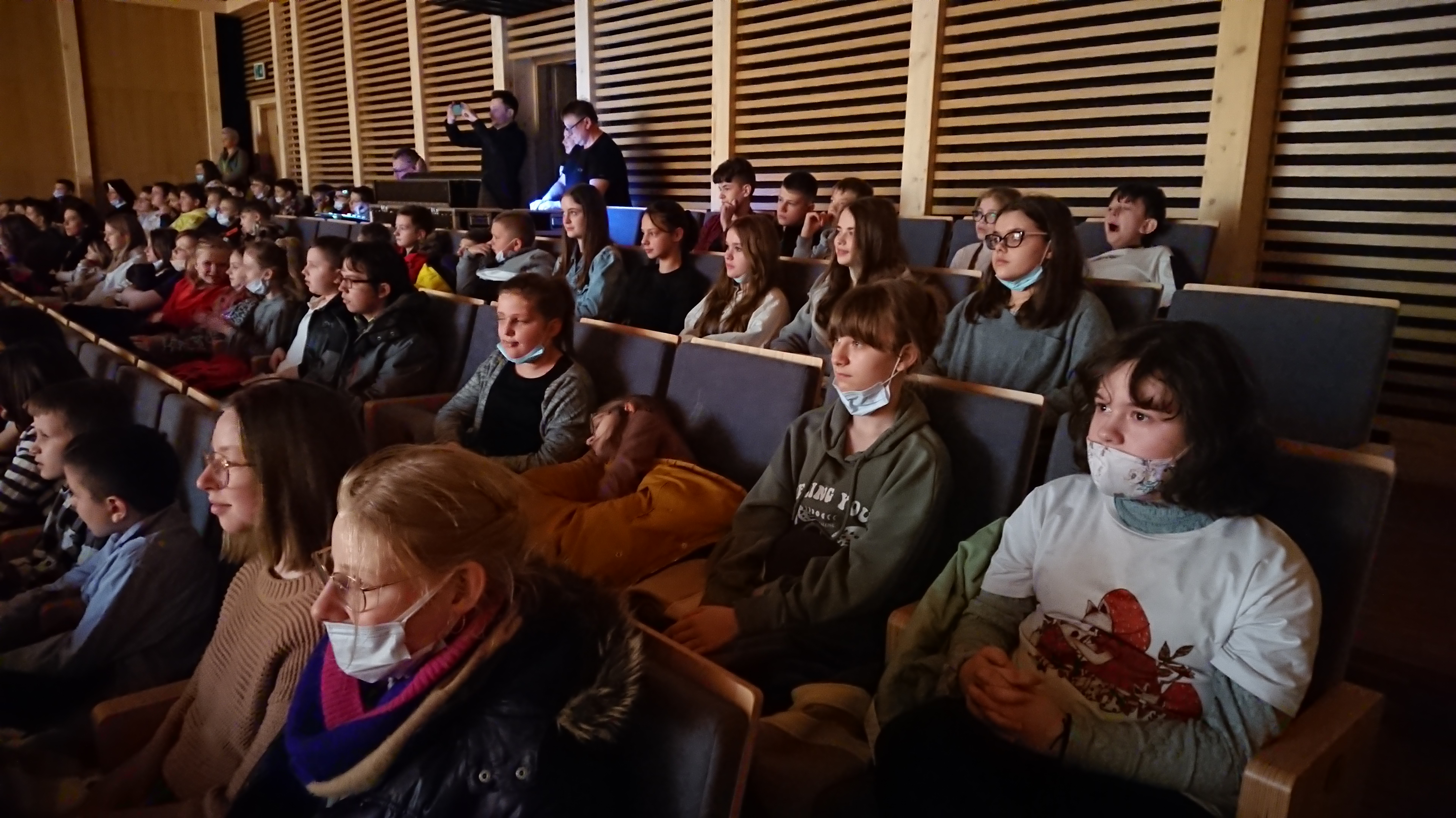 DSC_3007.JPG (4.19 MB)