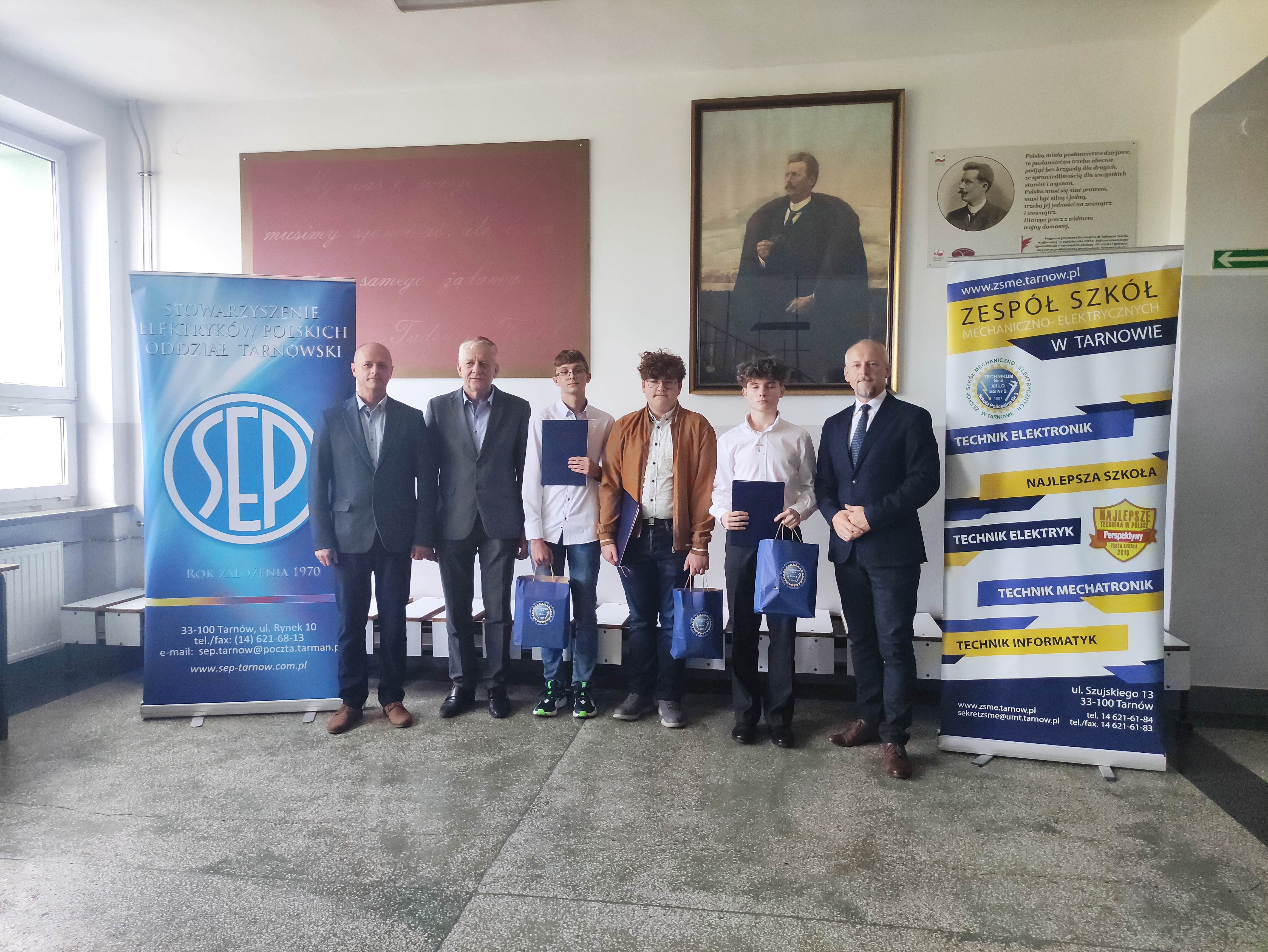 1747988359535.jpg (1.56 MB)