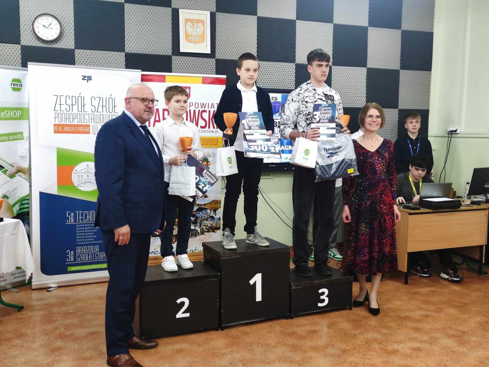 TURNIEJ SZACHOWY – II MIEJSCE W GMINIE ŻABNO
