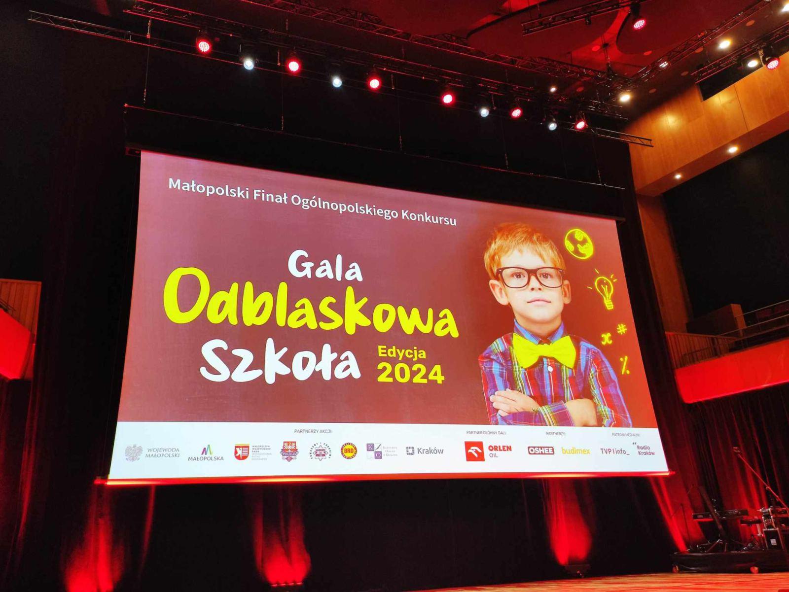 ODBLASKOWA SZKOŁA KRAKÓW