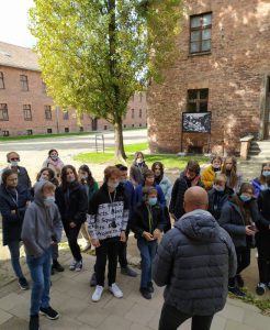 Wyjazd uczniów klas VIII do  KL Auschwitz-Birkenau