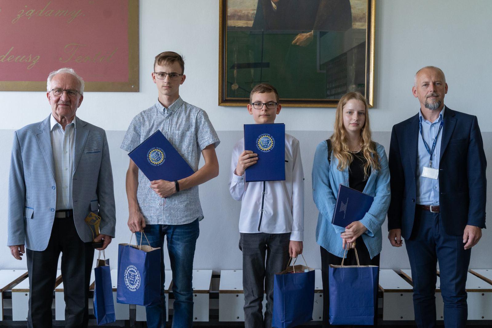 FINAŁ KONKURSU MATEMATYCZNO-INFORMATYCZNEGO