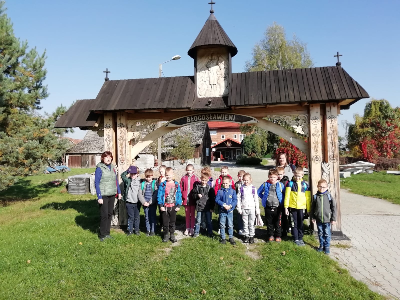 Wycieczka kl.1 do Wał Rudy i Zabawy