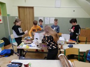 Budujemy  średniowieczny zamek!